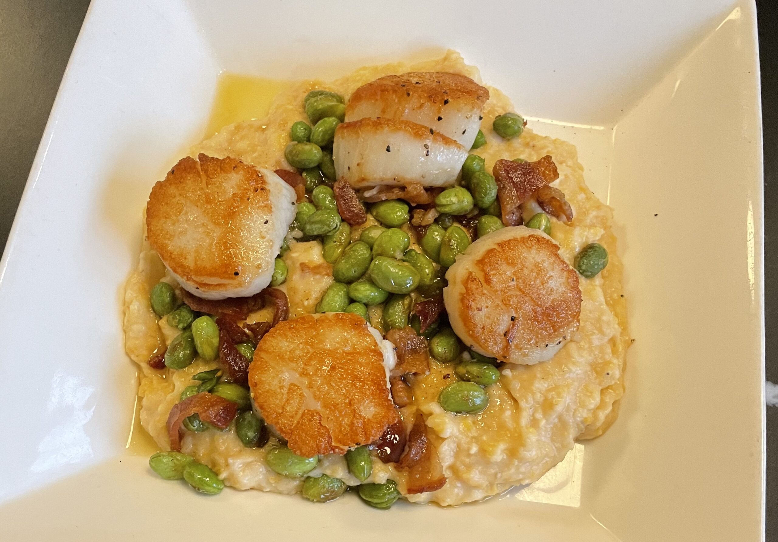 sea scallops with grits